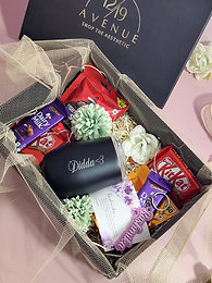 Kitta Khaeygi Moti Personalized Hamper NO COD