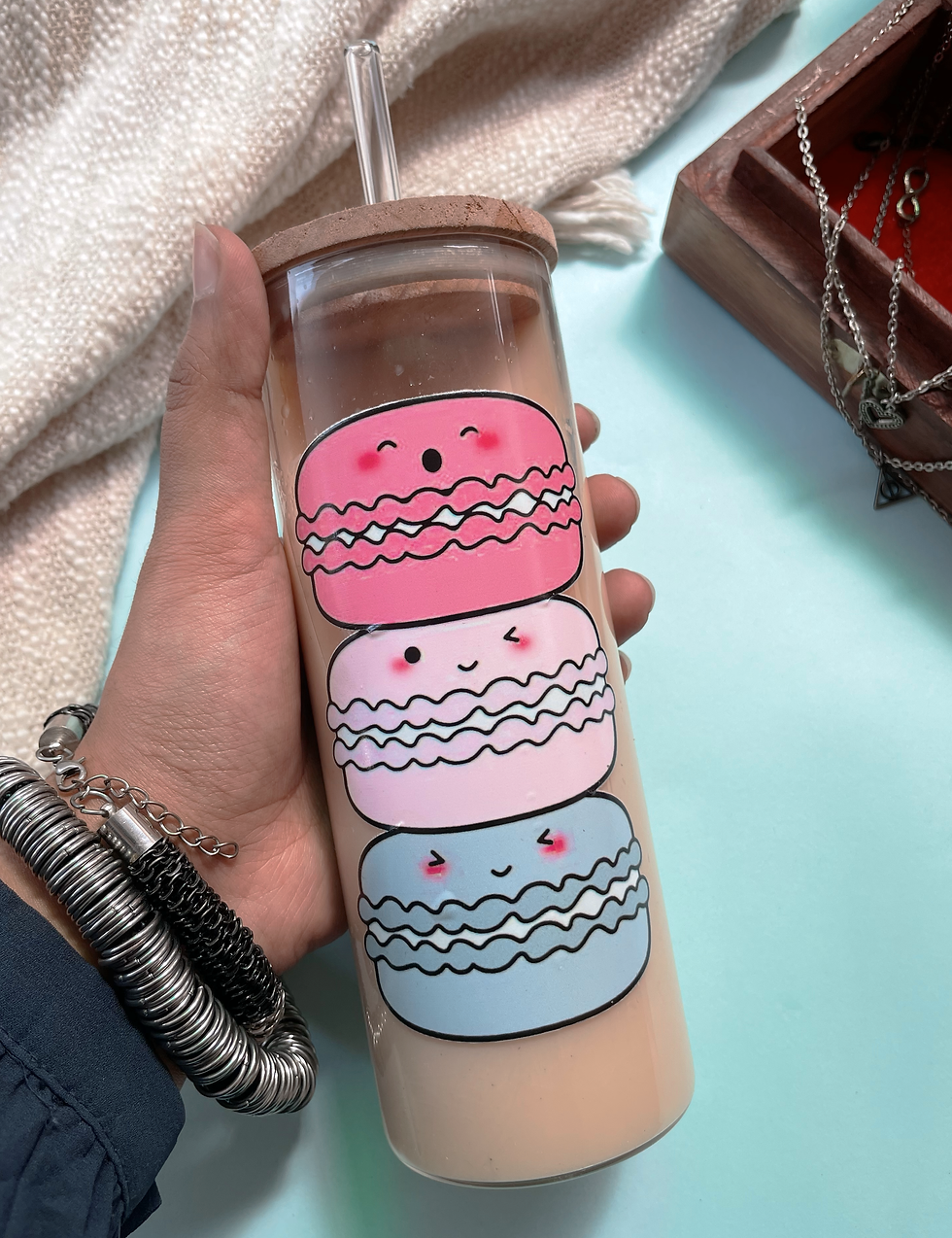 Thumbnail: 650ml Grande Sipper| Happy Macrons Print| 22 oz Coffee Glass Tumbler