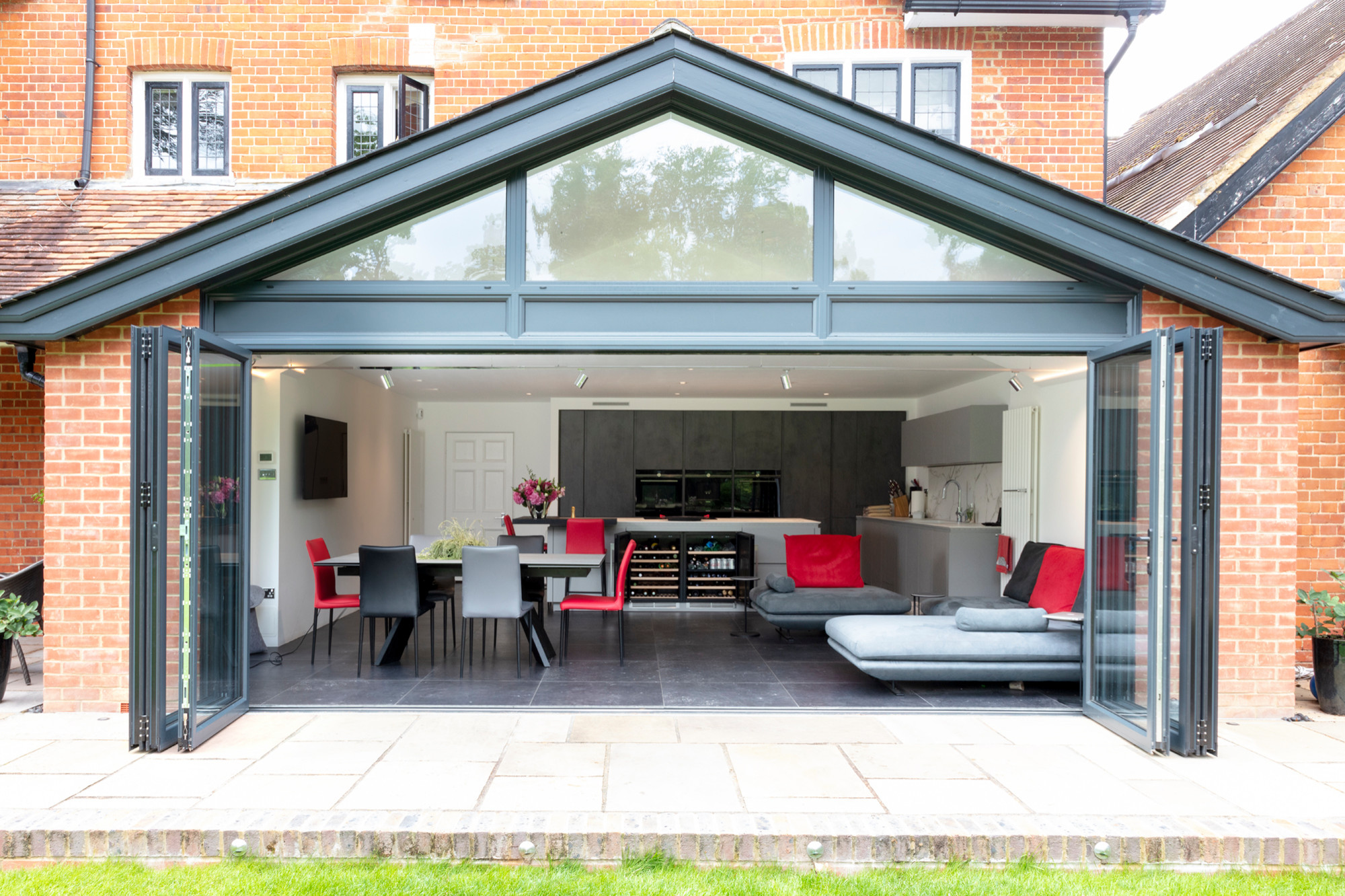 Vann House Project thumbnail 3