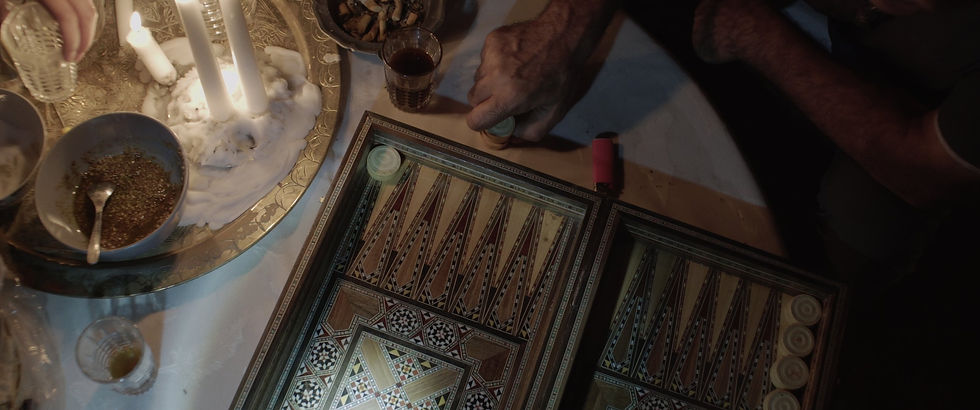 Frammento del cortometraggio So We Live di Rand Abdou Fakher