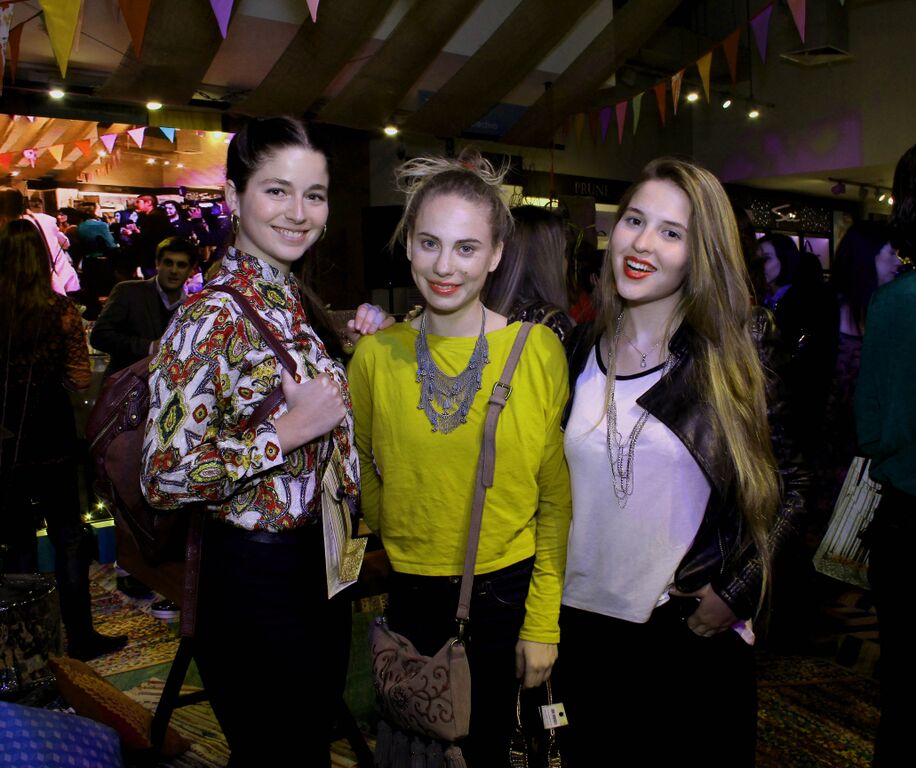 Lanzamiento Umbrale Complements
