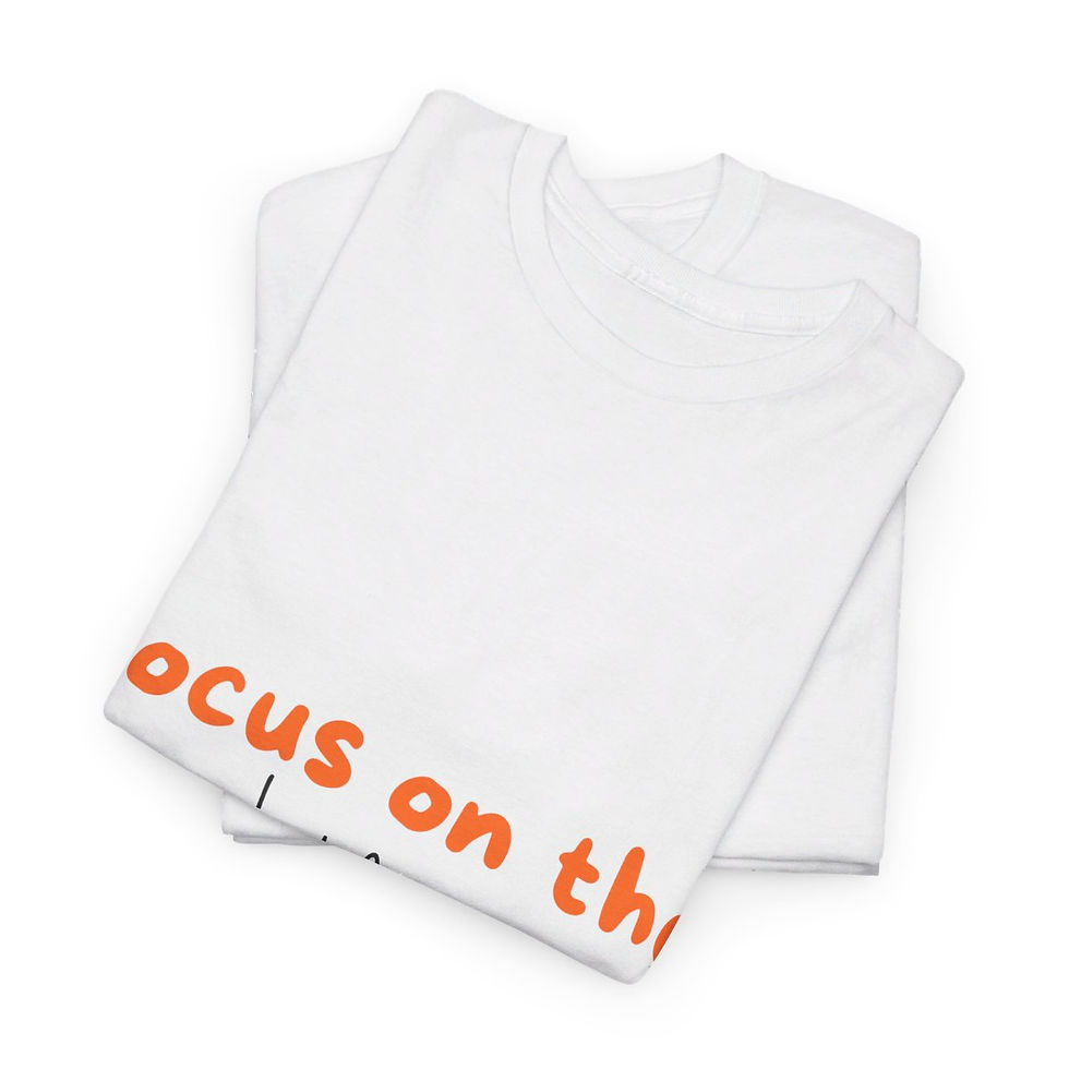 Thumbnail: Focus on the good things Unisex Heavy Cotton Tee