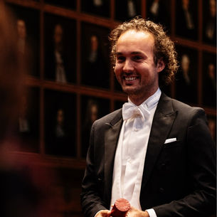 Joost van Erp behaalt doctorstitel na succesvolle verdediging van proefschrift ‘Dynamics in Total Hip Arthroplasty’ aan de universiteit Utrecht