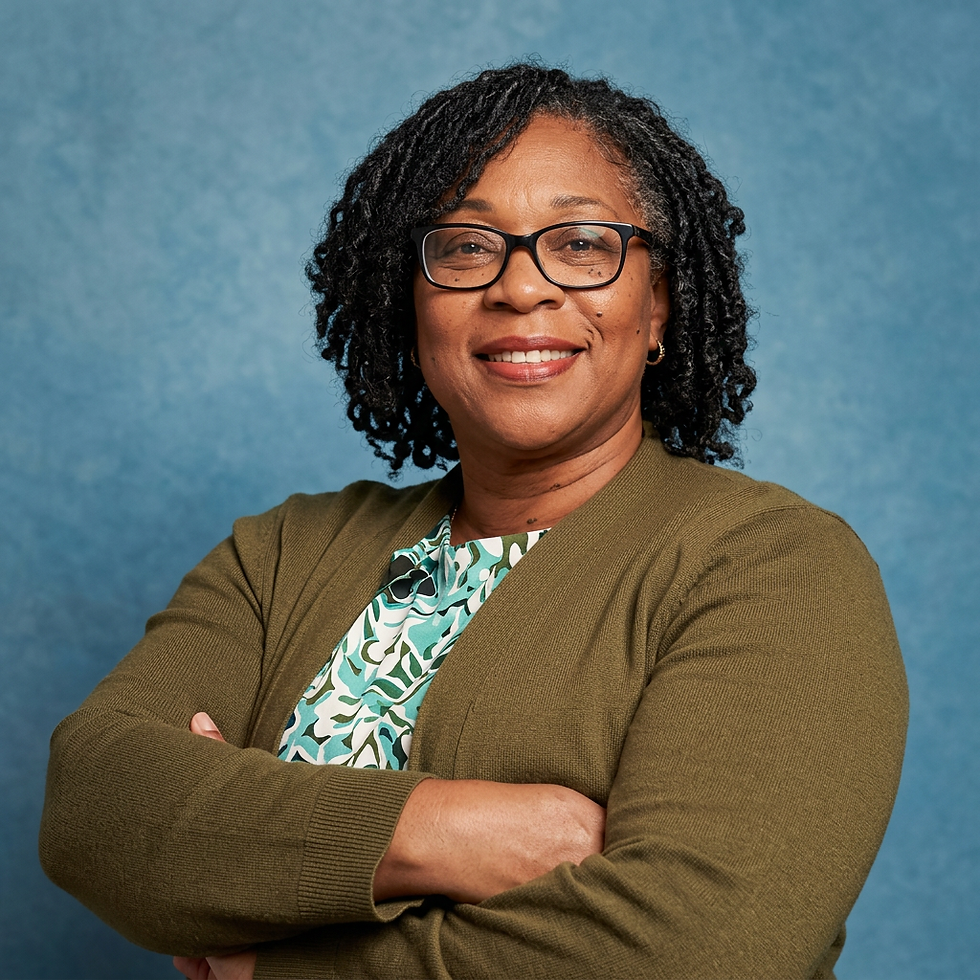 Tracy Headshot.jpg
