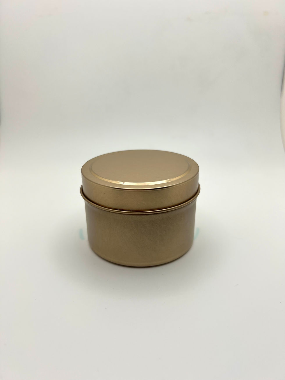 Gold candle tine, front view