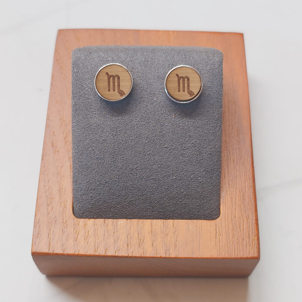 Skorpion Vollholz Ohrstecker in 925er Silber Ohrstecker