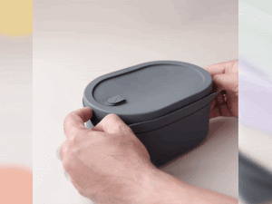 leakproof gif.gif