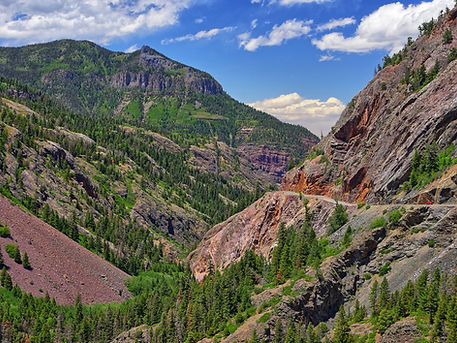 shutterstock_1850854966_50_edited.jpg