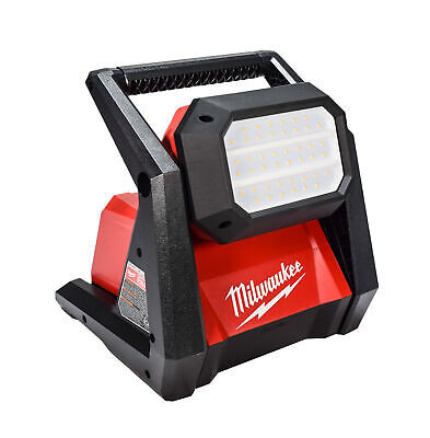 M18™ ROVER™ Dual Power Flood Light | HullElectric.com
