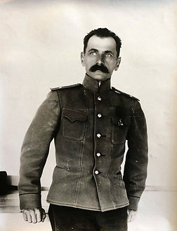 800px-Arsenyev_1913.jpg