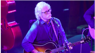 CALIFORNIA FOCUS / Chris Hillman's Live Rendition of Tom Petty's "Wildflowers" Pre