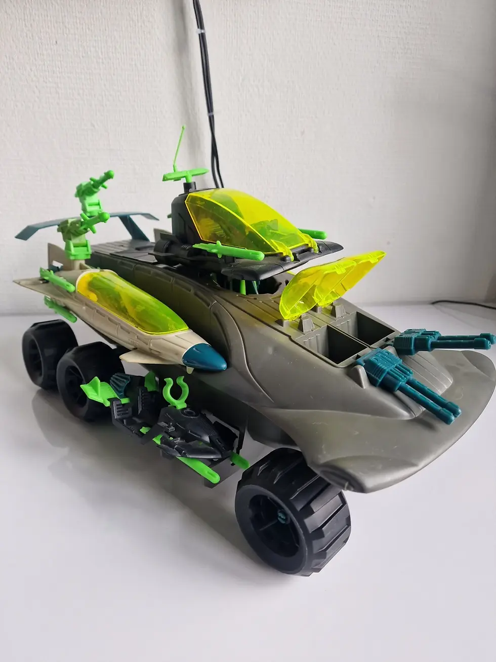 Thumbnail: 1990 HAMMERHEAD