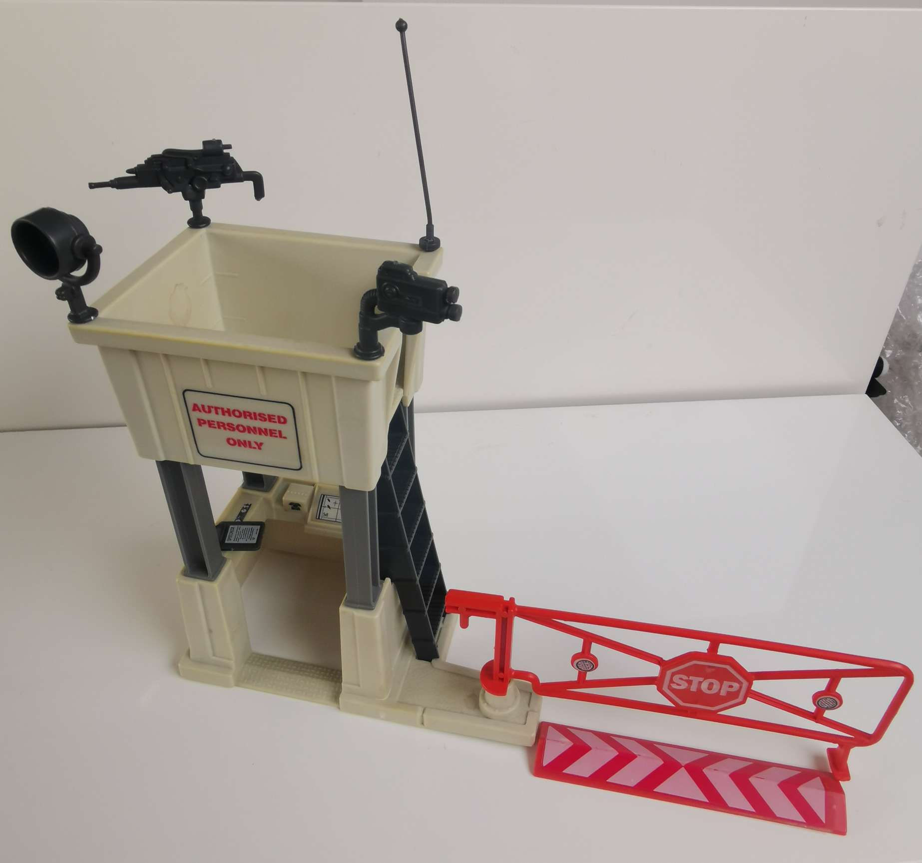 1985 CHECK POINT ALPHA