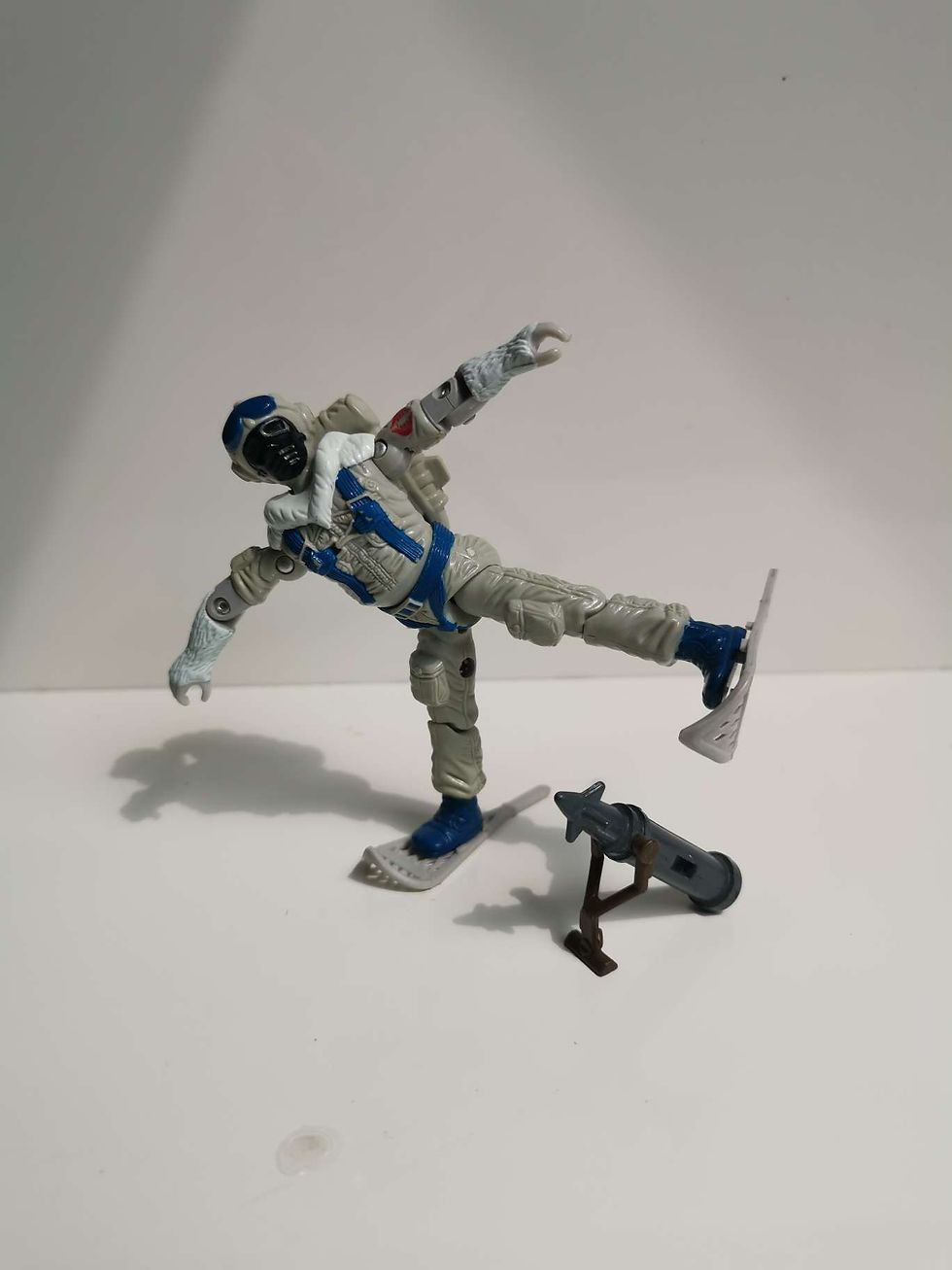 Thumbnail: 1985 SNOW SERPENT (v1)