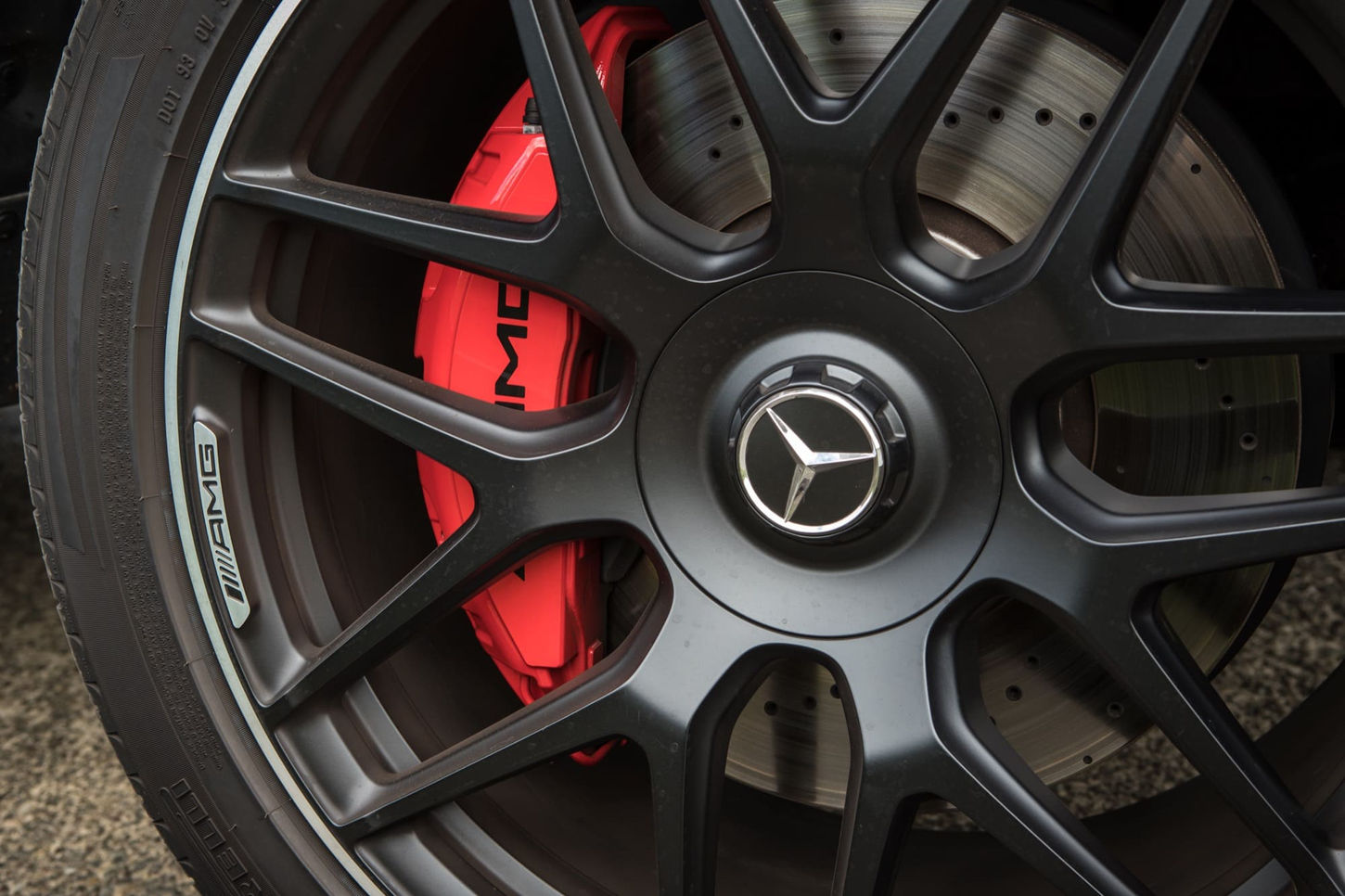 Mercedes- AMG G63 -Troisième page galerie - Location de voiture de luxe à Lausanne, Genève Bern, Montreux -
Vox Luxury Car