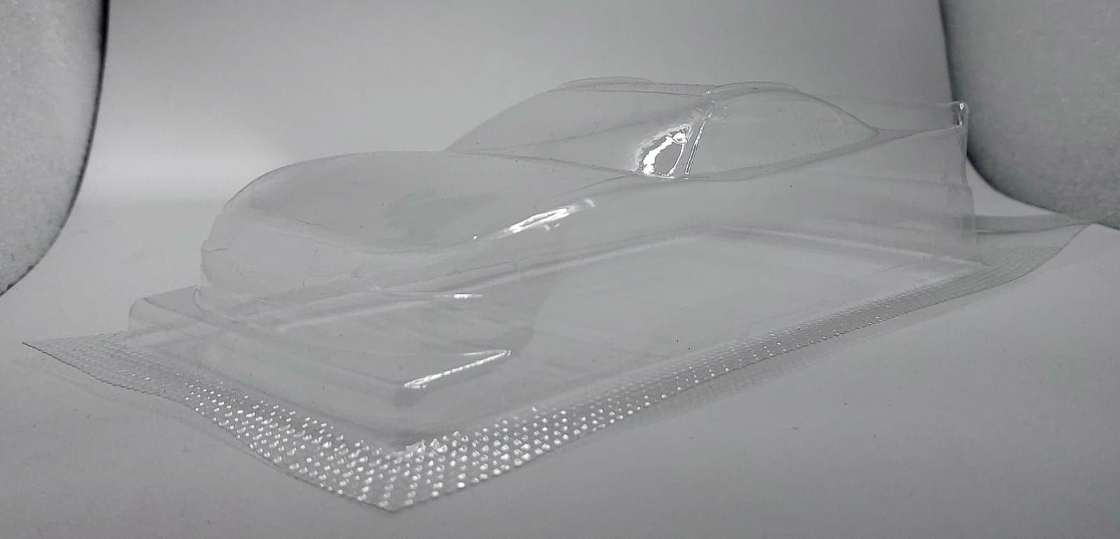 CARROCERIA (BOLHA) PARA CARROS DE ARRANCADA FORD MONDEO