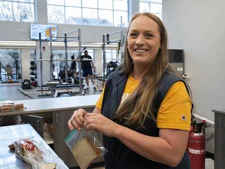 Campus Dietitian Gives Tips for Eating Healthy Following Nutrition Month