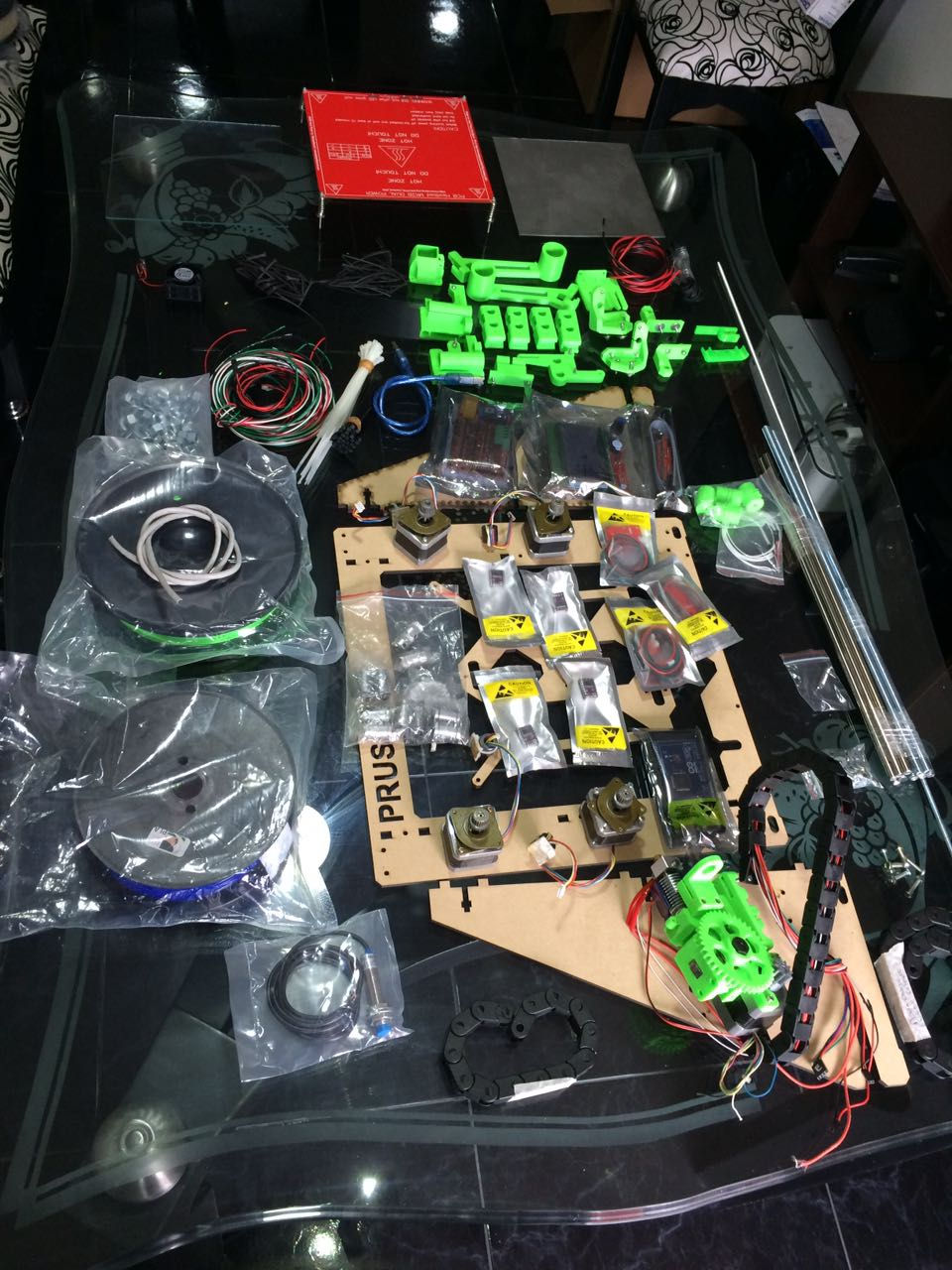 KIT IMPRESORA PRUSA CON AUTONIVELACION + 5 HORAS TURORIA