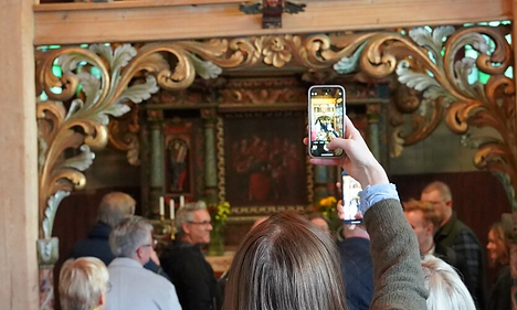 kyrkjesafari 3_edited.png