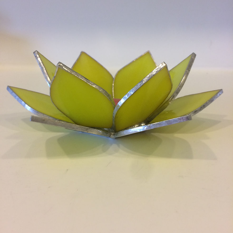 Küçük resim: Lotus Çiçeği Mumluk