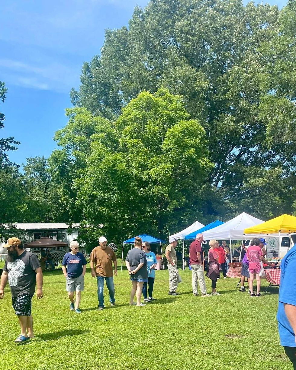 Ecru Farmers Market 3