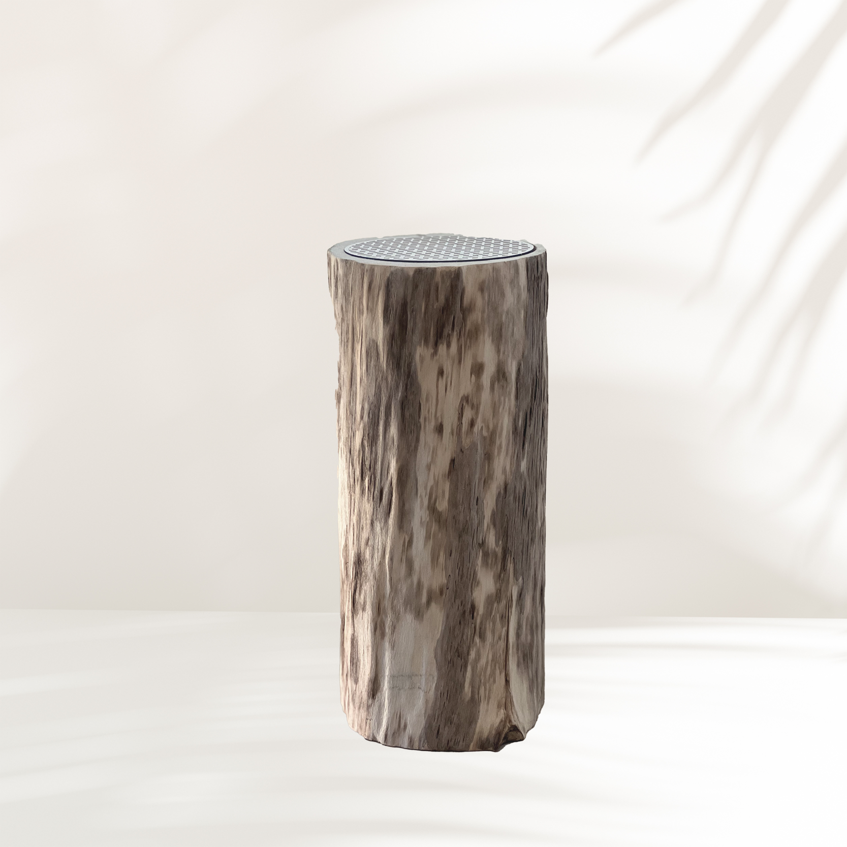 Design By Solsvik - Stubbelykt med lokk i akryl - Vi designer og produserer