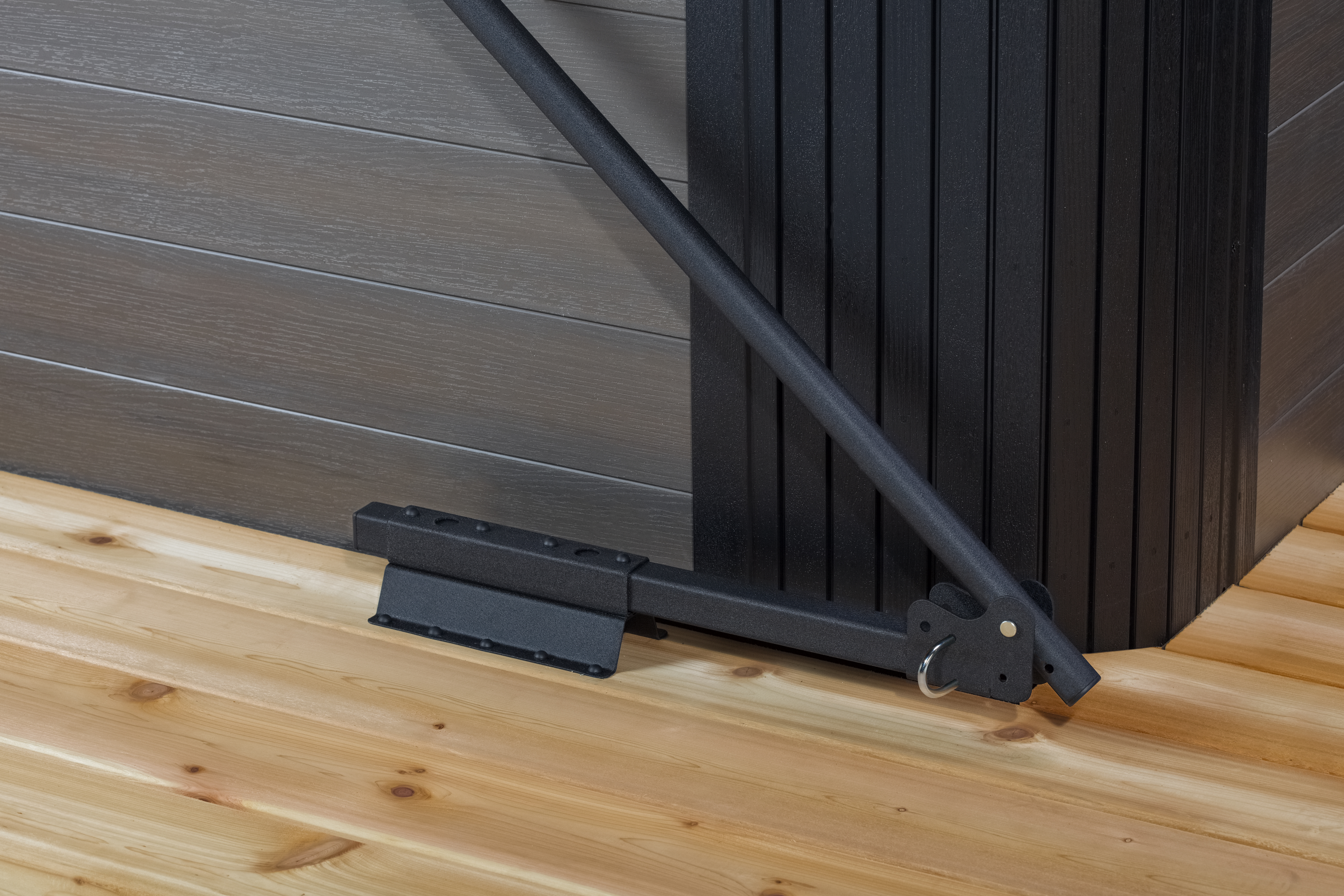 deck mount cover lifter