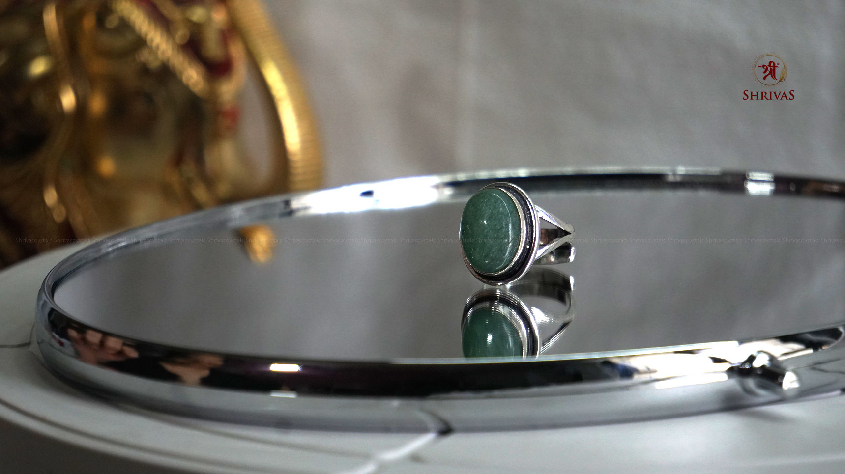 Green aventurine oval ring
