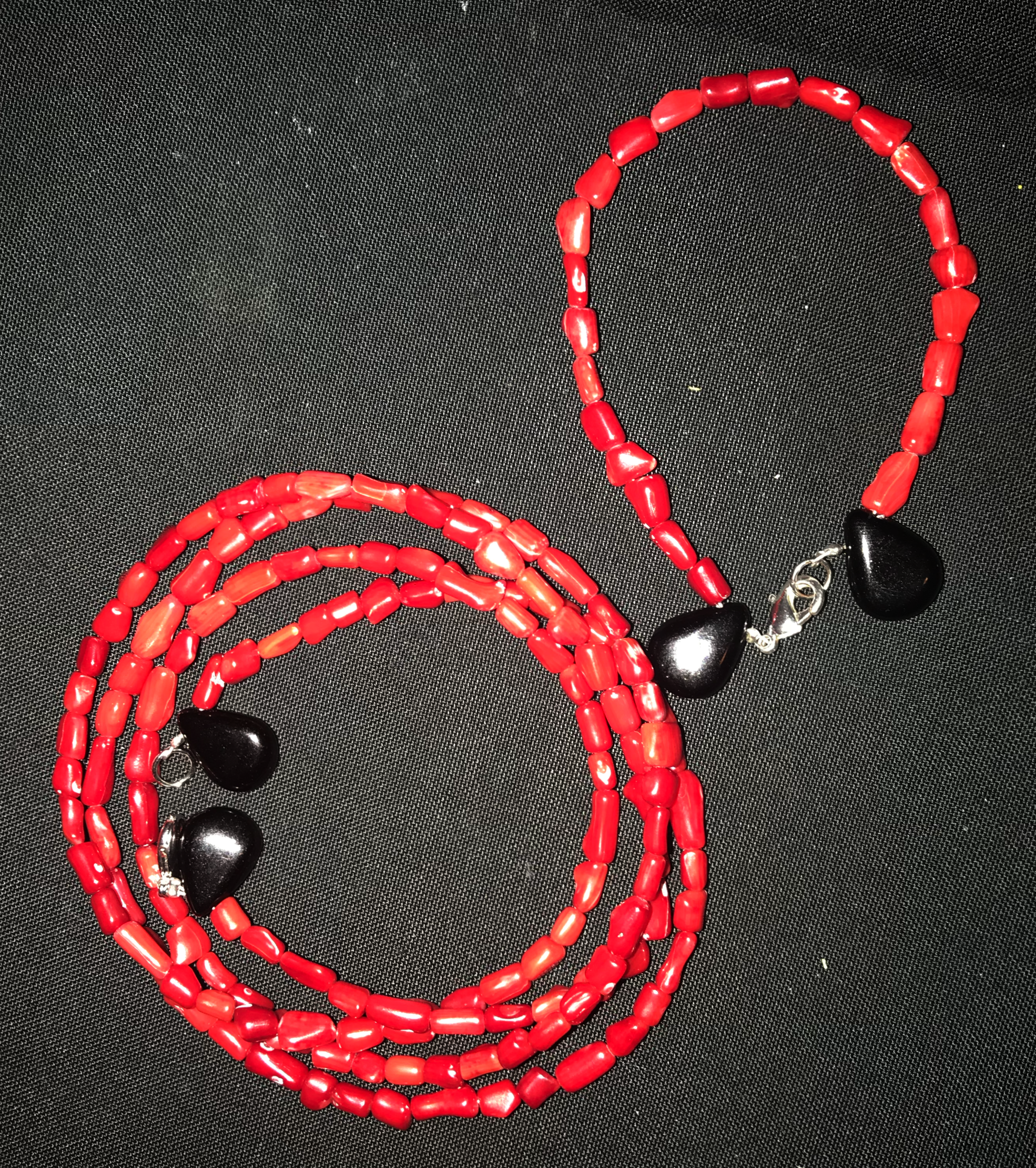 Red Coral w Black Onyx