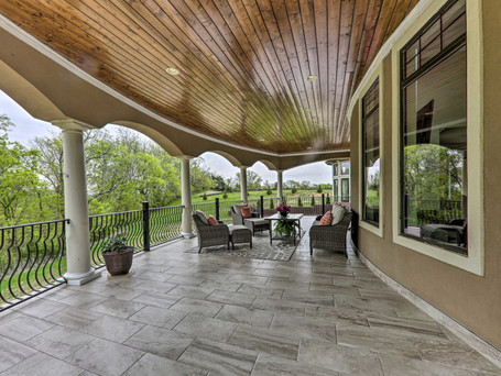 MansionDeck.jpeg