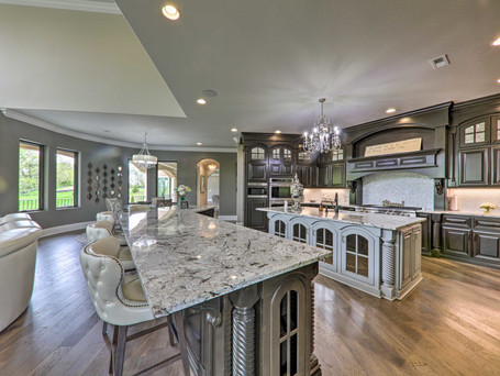 MansionKitchen2.jpeg