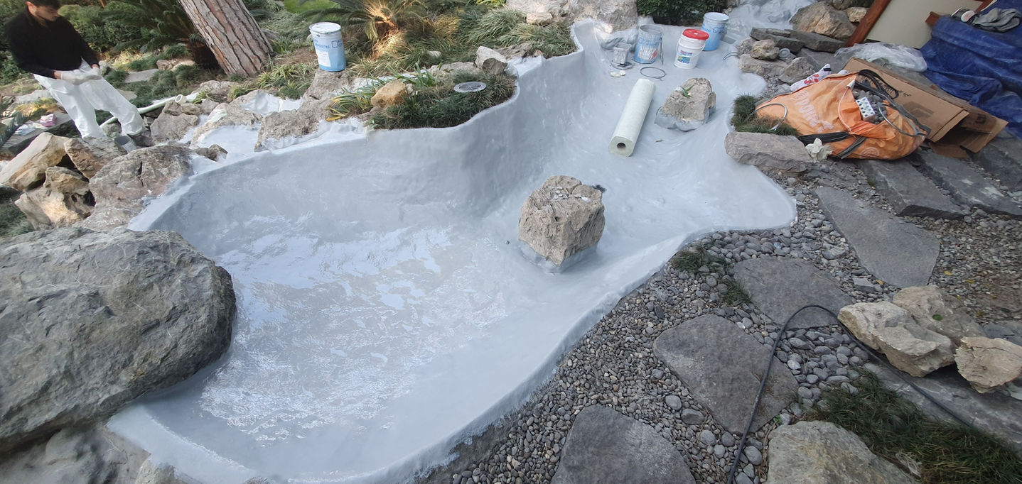 Décor roche naturelle faux rocher jardin rivière japonaise – finitions