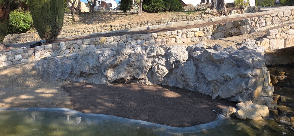 Habillage mur extérieur Faux rochers décoratifs