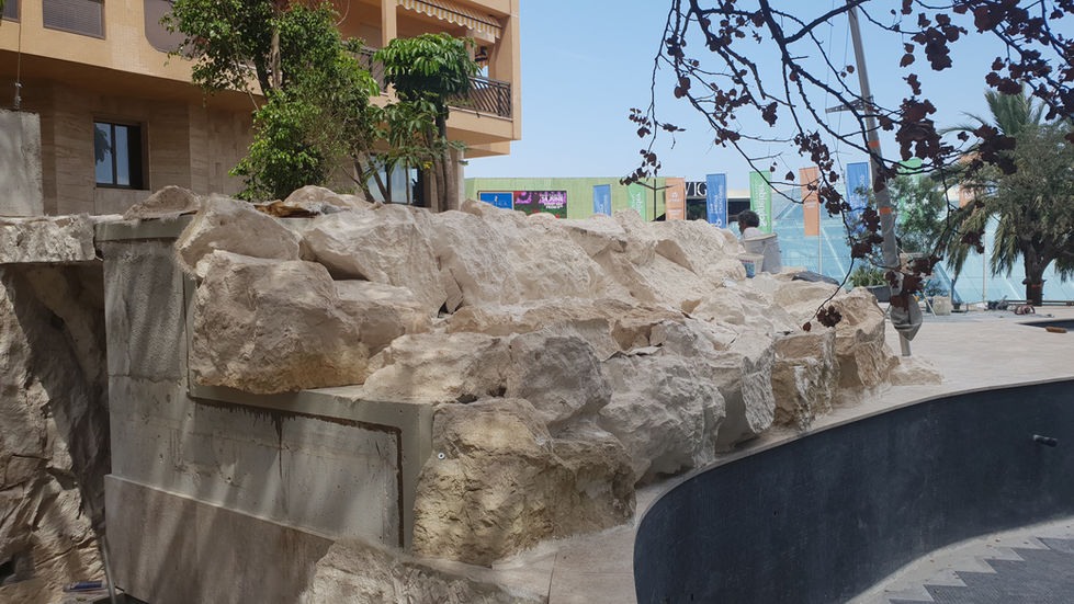 Swimming pool cladding