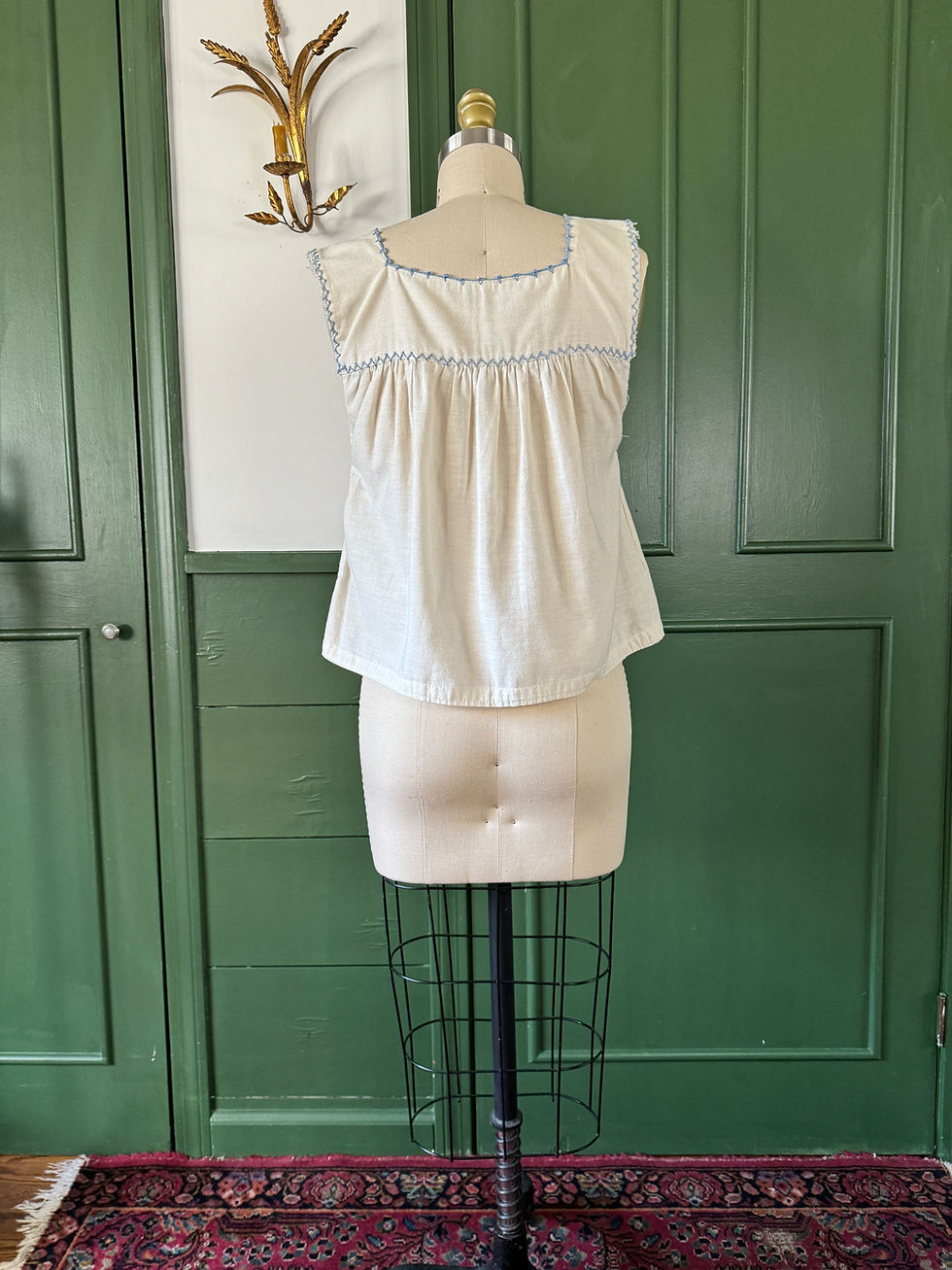 Thumbnail: Vintage Embroidered Floral Top