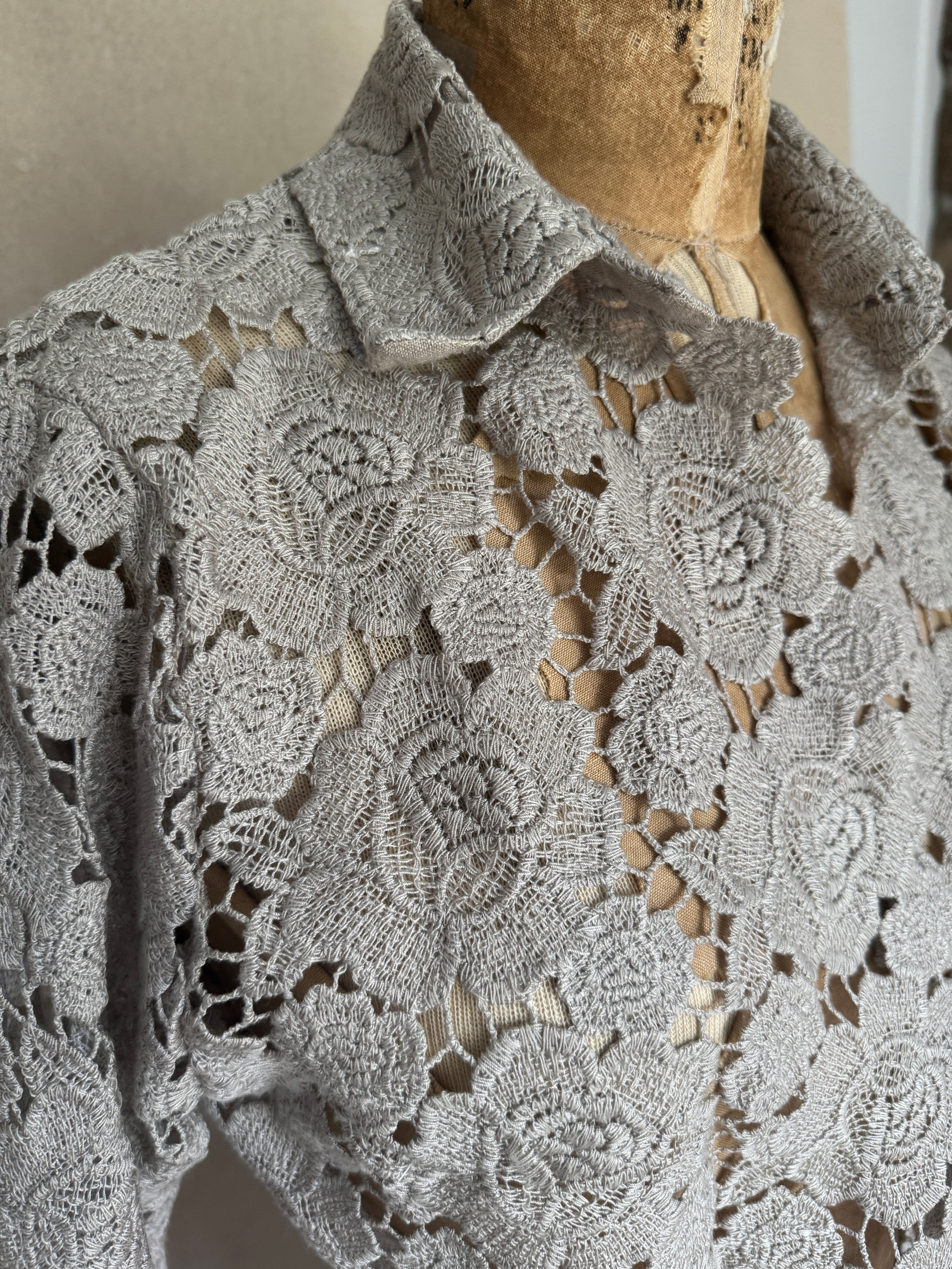 1950's Handmade Italian Lace Dressing Gown