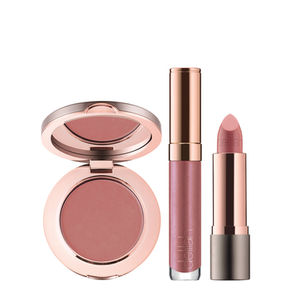 Delilah Cosmetics Freelance Makeup Artist