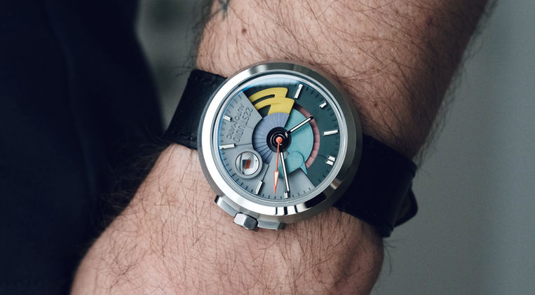 22Studio 4D DUO Mist Grey 4D 2026 Horse Edition Neon Review Taiwan Microbrand Miyota 9015 Concrete Dial Mainspring Watch Magazine