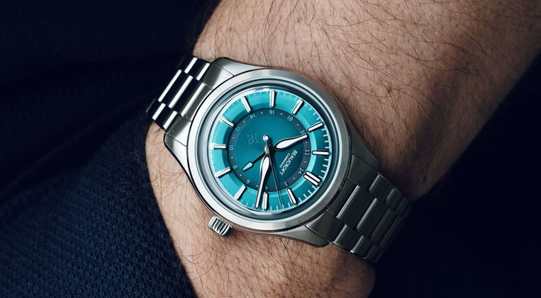 Beaucroft Contour GMT Tropical Teal Review British Brand Miyota 9075 Hardness Coating Mainspring Watch Magazine