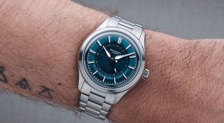 Beaucroft Contour GMT Tropical Teal Review British Brand Miyota 9075 Hardness Coating Mainspring Watch Magazine
