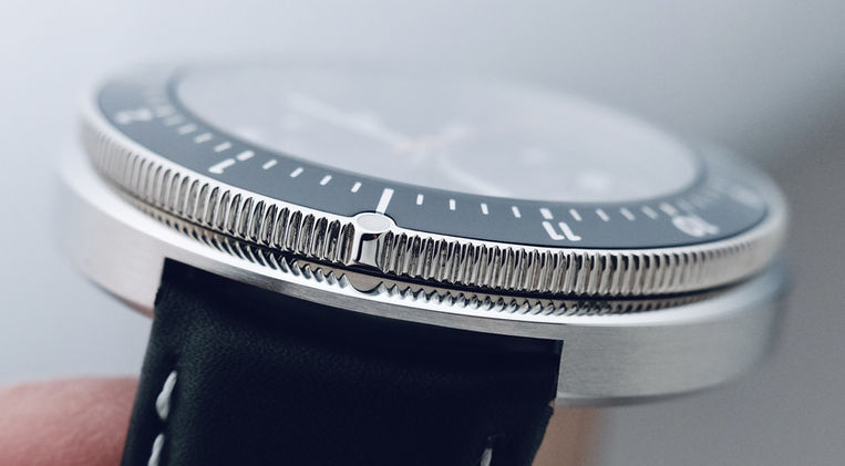 Hemel Eylandt The Avenger Review American Watch Brand Sports Watch Quartz Mainspring Watch Magazine