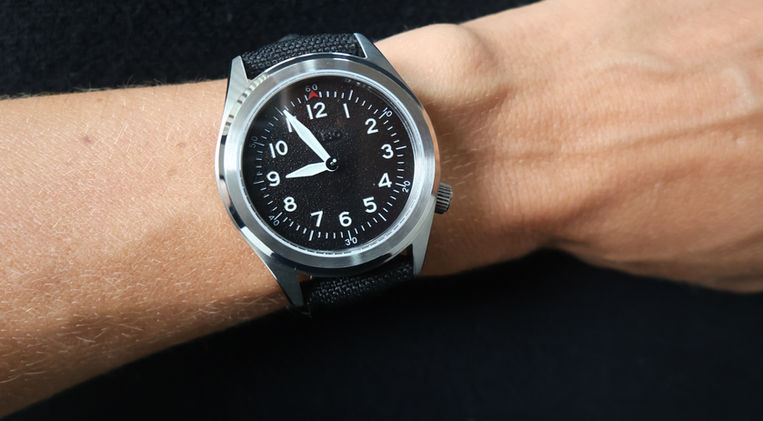 Vario 1945 A-11s Raven Black Review World War II Field Watch Solar Quartz Sophies Watch World Mainspring Watch Magazine