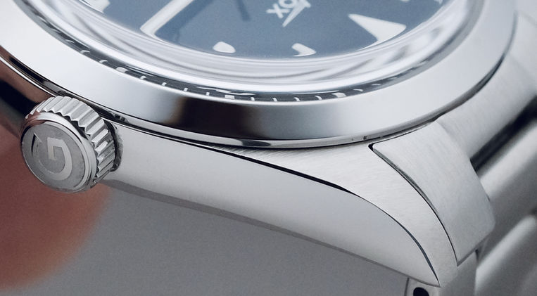 Gavox StarDust Review Belgian Microbrand Everyday Sports Watch Ronda 515 Mainspring Watch Magazine