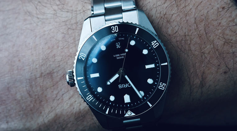 Oris Divers Date Black Dial Swiss Made Diver Review Skin Diver Independent Watchmaking 