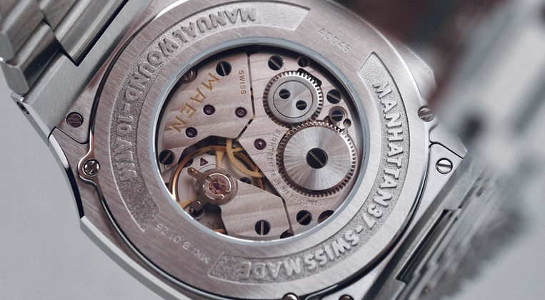 Maen Manhattan 37 Ultra-Thin Golden Swan Review Swedish Microbrand Stone Dial La Joux-Perret D101 Mainspring Watch Magazine