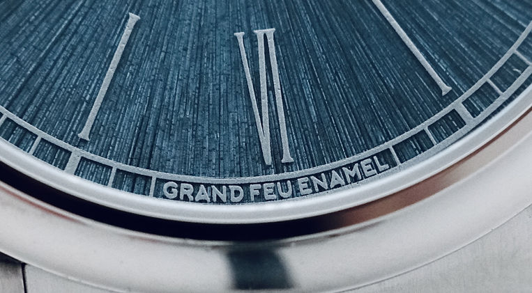 Selten Grand Feu Enamel Flare Moonstone Review Hong Kong Watch Brand Microbrand Mainspring Watch Magazine