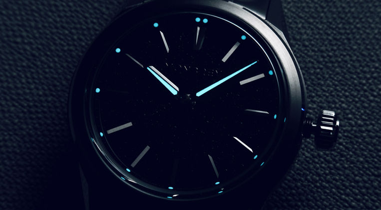 Mombrey MB2 T4 Black Jewel Steel Microbrand Review