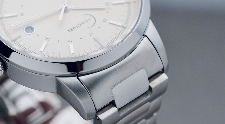 Ponctuel Auriga Cream 1-CR Review Belgium Microbrand Watch Sports Watch Cream Dial Miyota 8215 Mainspring Watch Magazine