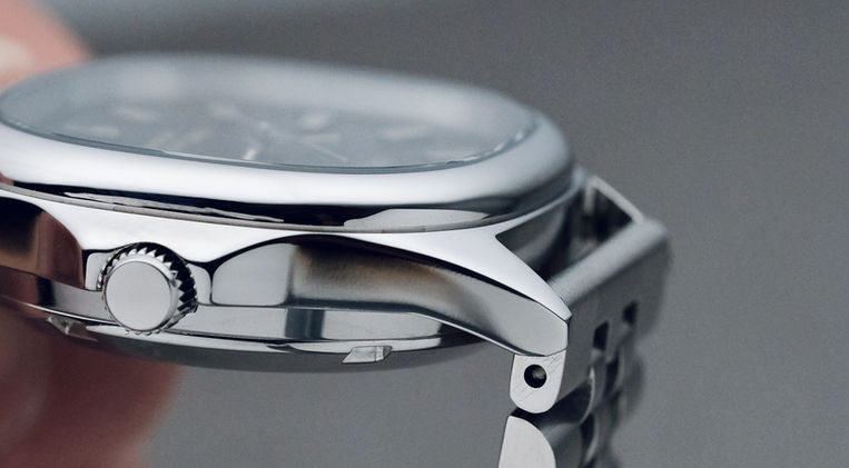 Chez Maman Topanga Stone Grey Review French Microbrand Day Date Complication Everyday Watch Mainspring Watch Magazine
