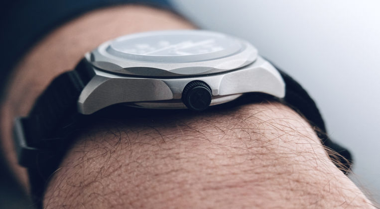 RZE Urbanist Onyx Black Side View Wrist 